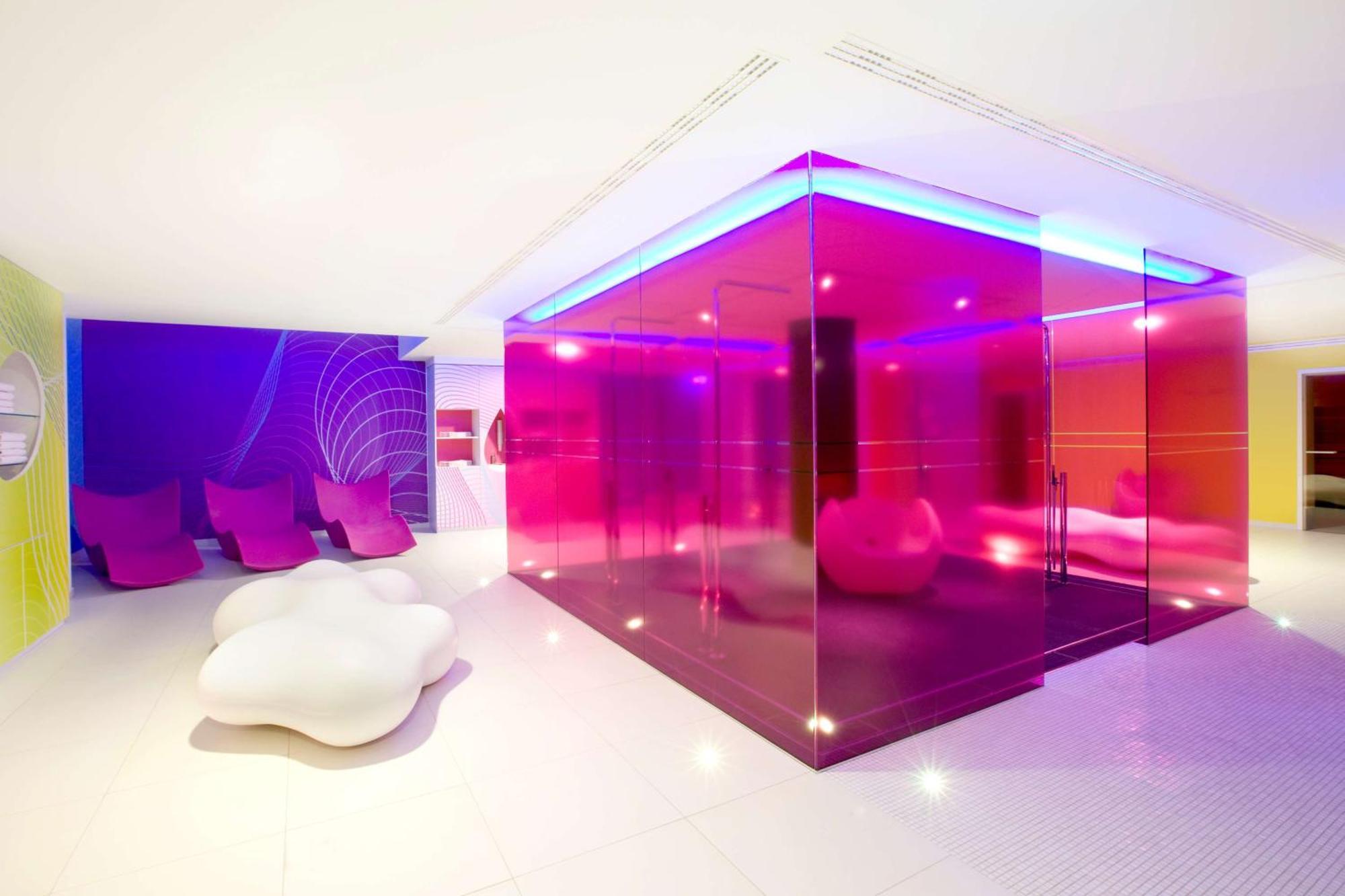 Nhow Hotel