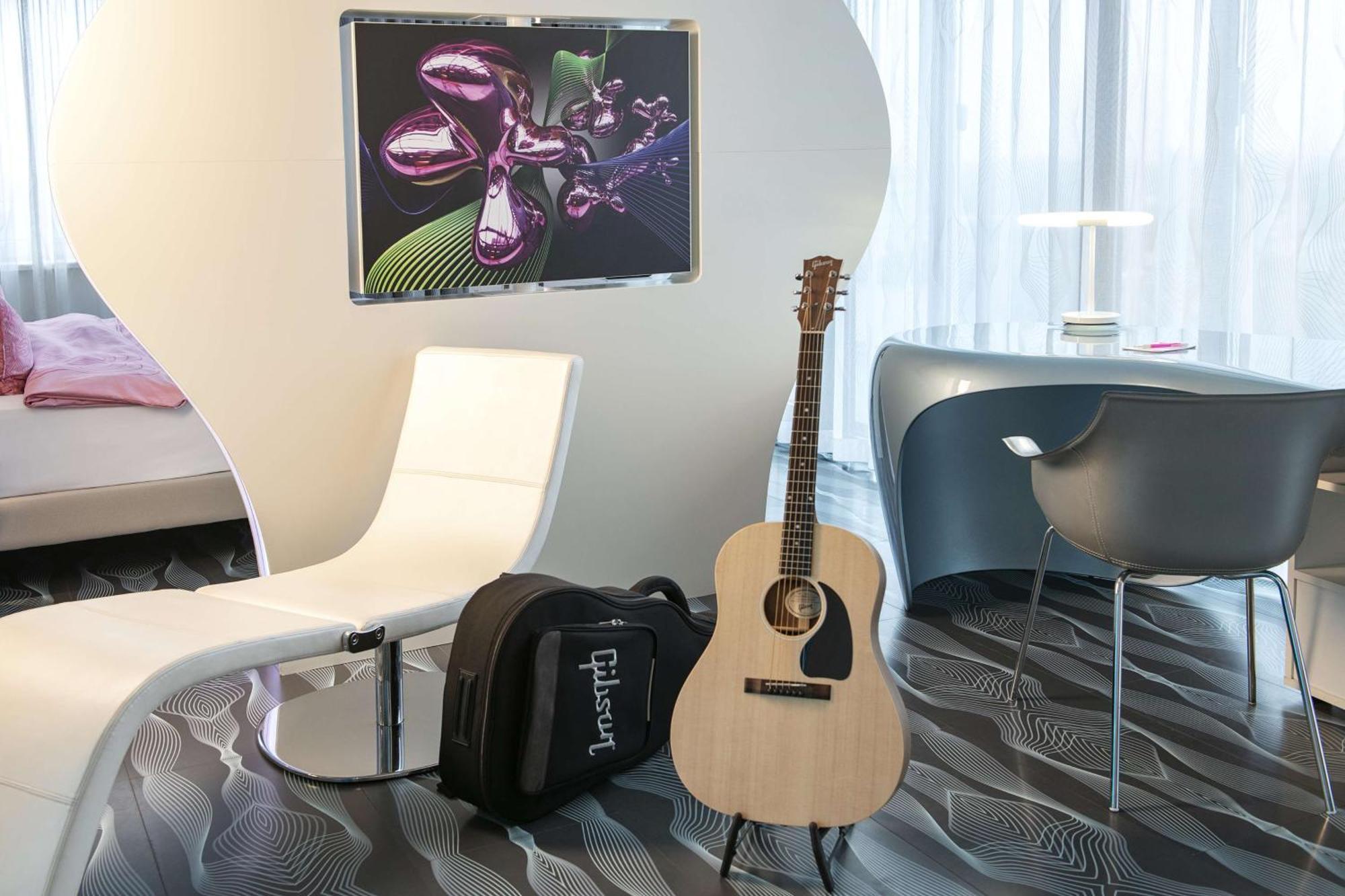 Hotel Nhow